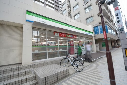 エナ御影(ファミリーマート御影中町店)
