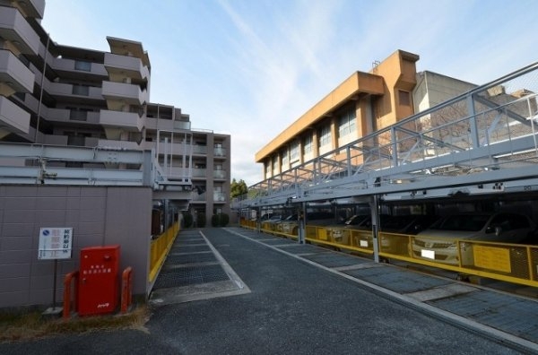 ステイツ西宮甲東園