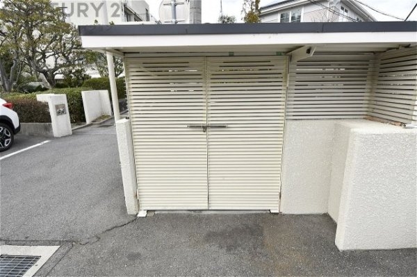 進和苦楽園アーバンライフA棟