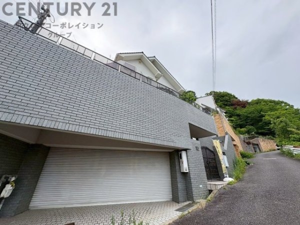 西宮市苦楽園四番町の中古一戸建て