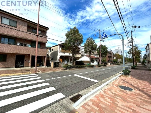 西宮市弓場町の中古一戸建て