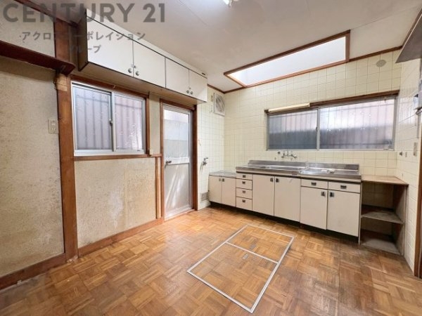 西宮市甲子園町の中古一戸建て