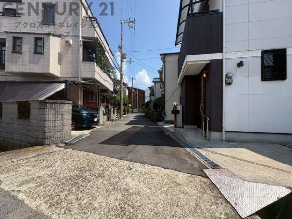 八尾市久宝寺１丁目の中古一戸建て
