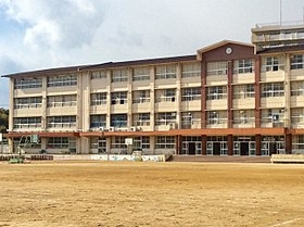 武庫川第２三番街1号棟(西宮市立高須小学校)
