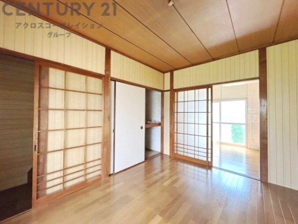西宮市小曽根町３丁目の中古一戸建て