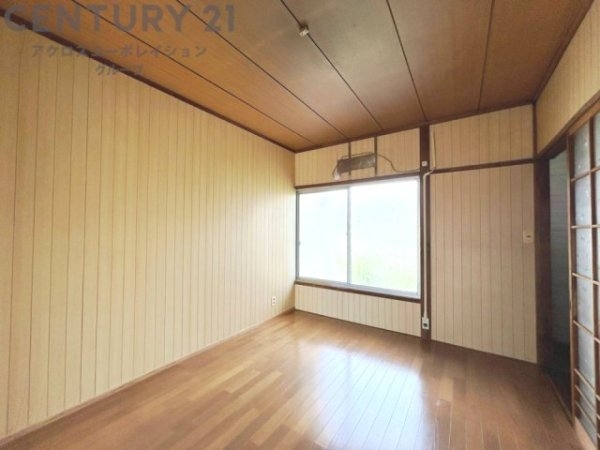 西宮市小曽根町３丁目の中古一戸建て