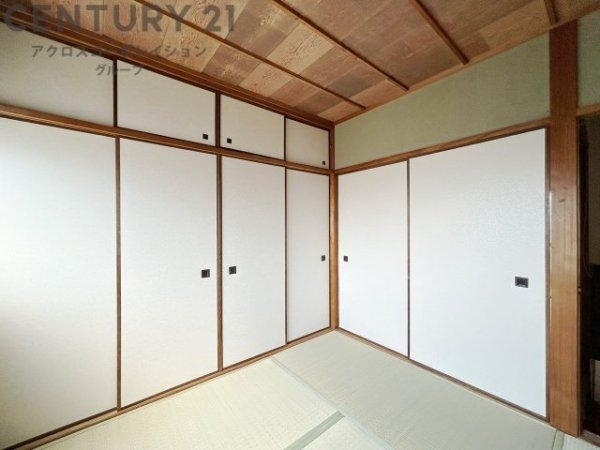 西宮市小曽根町３丁目の中古一戸建て