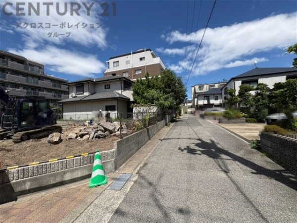 芦屋市津知町建築条件付き売り土地