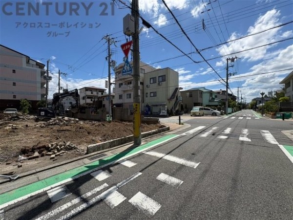 芦屋市津知町建築条件付き売り土地