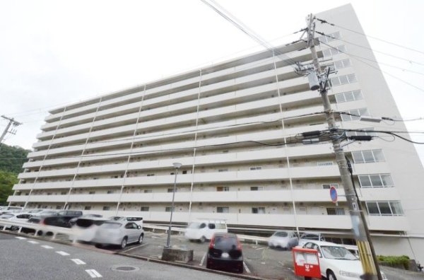 住吉台東住宅3号棟