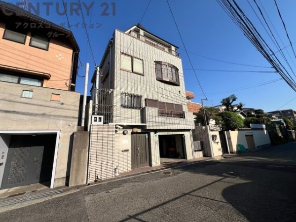 西宮市甲子園五番町の中古一戸建て