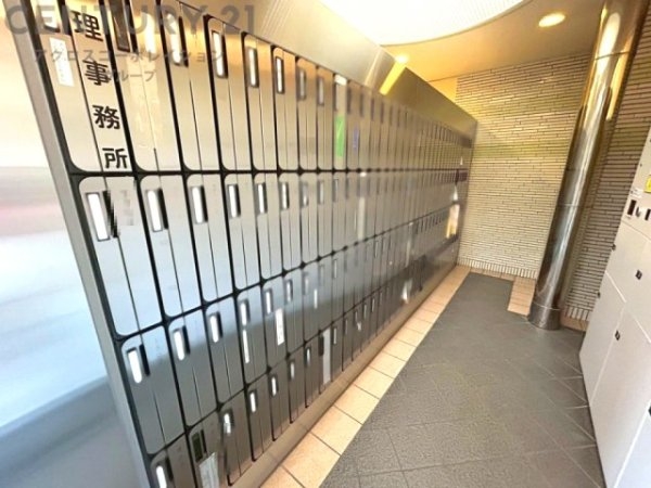 RICイーストコート8番街1番館