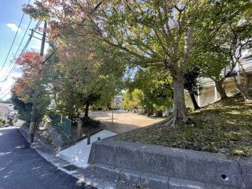 神戸市東灘区鴨子ケ原３丁目の中古一戸建て(赤塚山公園)