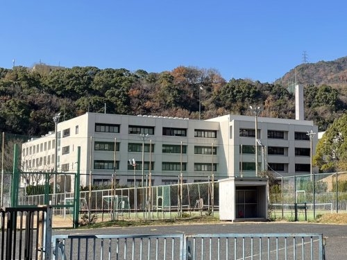 神戸市灘区鶴甲２丁目の中古一戸建て(ゆうちょ銀行大阪支店神戸大学国際文化学部内出張所)