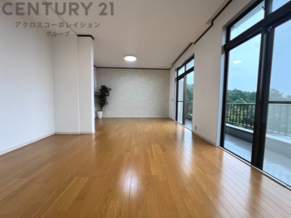 西宮市苦楽園四番町の中古一戸建て