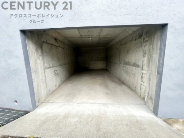 西宮市苦楽園四番町の中古一戸建て