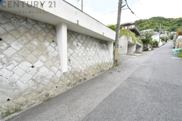 西宮市苦楽園四番町新築戸建