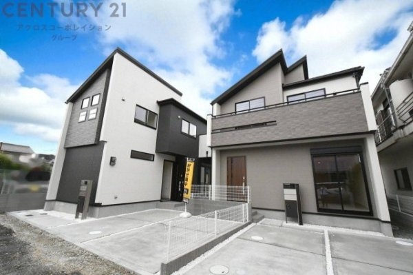 ブルーミングガーデン宝塚市大吹町　全２棟