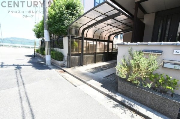 川西市鴬が丘中古戸建