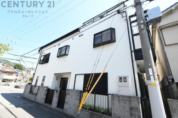 川西市南花屋敷4丁目中古戸建