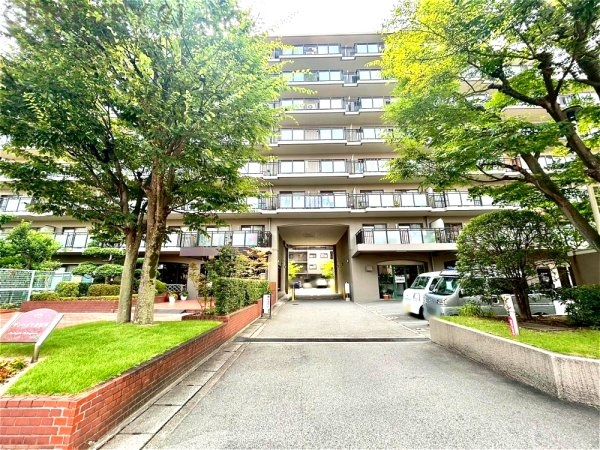 サンハイツ逆瀬川A棟