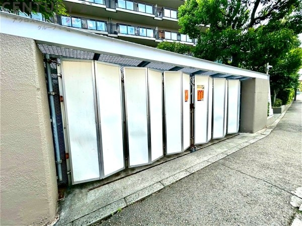 サンハイツ逆瀬川A棟