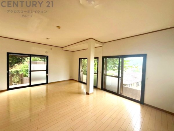 宝塚市花屋敷松ガ丘の中古一戸建て