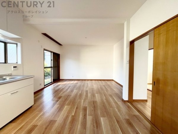 川西市けやき坂１丁目の中古一戸建て