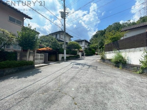 川西市けやき坂１丁目の中古一戸建て