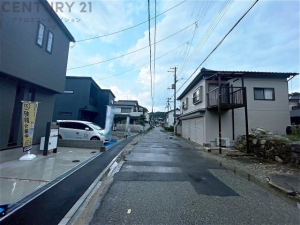 川西市多田院2丁目新築一戸建て