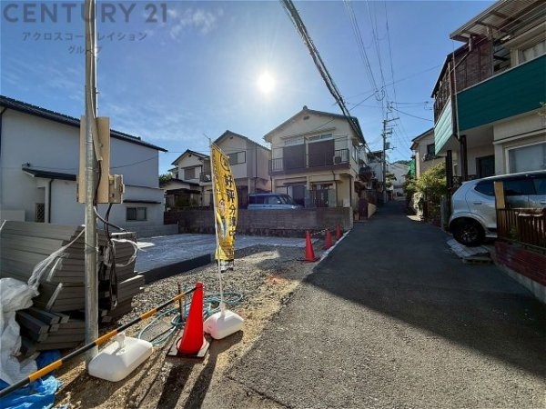 リナージュ川西市霞ヶ丘２丁目第１期　全１棟