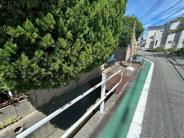 宝塚市安倉中４丁目の土地