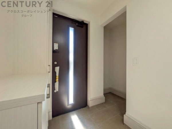 テラシエ宝塚市末成町2期 全5区画(玄関)