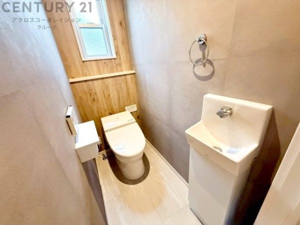 宝塚市山手台東５丁目の中古一戸建て