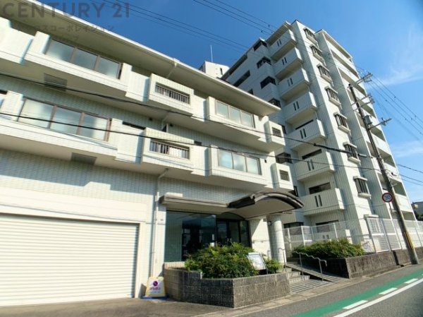 ロイヤルコート逆瀬川