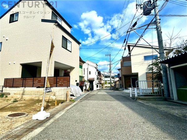 宝塚市鹿塩２丁目の土地