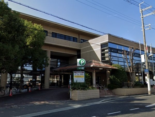 パティオ南宝塚(宝塚市立図書館山本南分室)