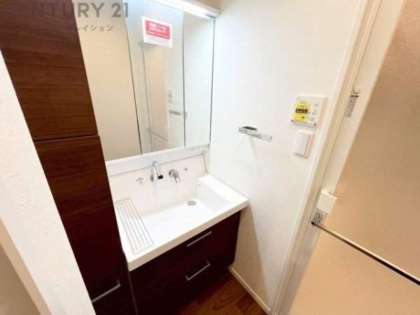 川西市美園町の中古一戸建て