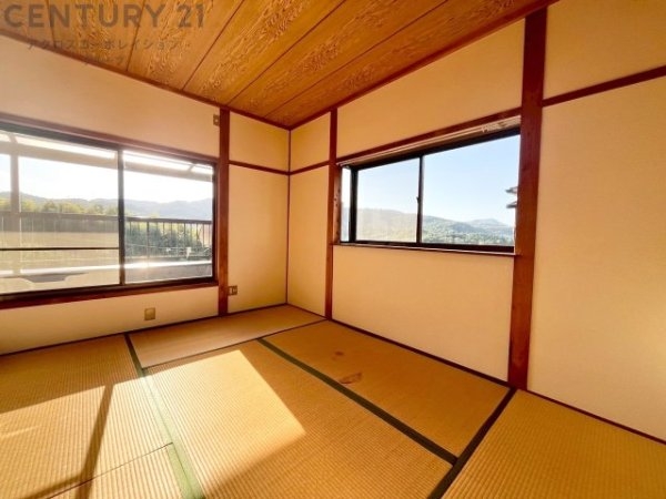 川西市錦松台の中古一戸建て