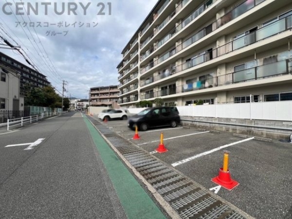 シティー逆瀬川