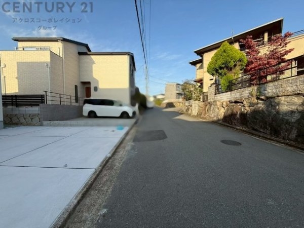 川西市水明台３丁目新築一戸建て