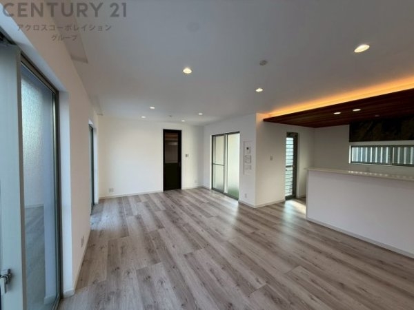 川西市水明台３丁目新築一戸建て