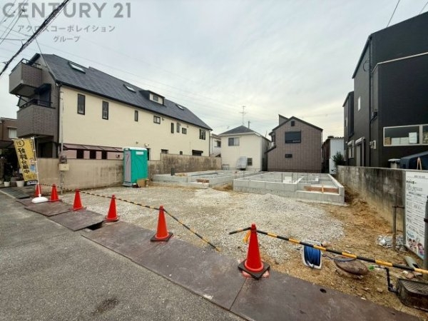 宝塚市高司2丁目 全2区画