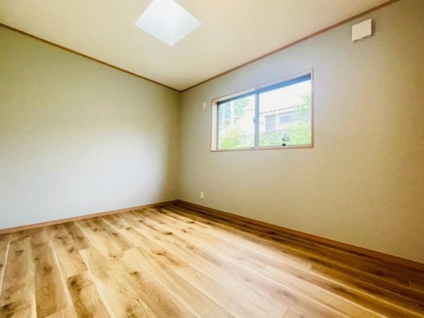 宝塚市宝梅３丁目の中古一戸建て