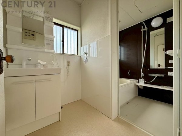 川西市新田３丁目の中古一戸建て