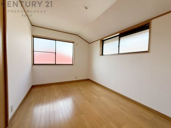 川西市丸山台３丁目の中古一戸建て