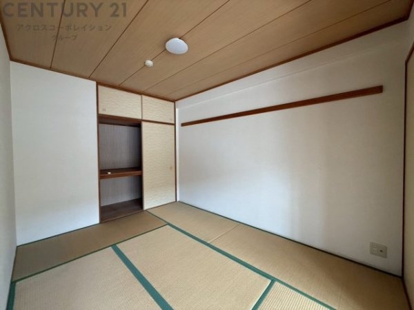 ファミール雲雀丘花屋敷弐番館