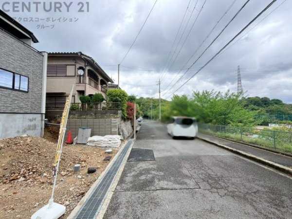 グラファーレ宝塚市中山五月台２期　全１棟