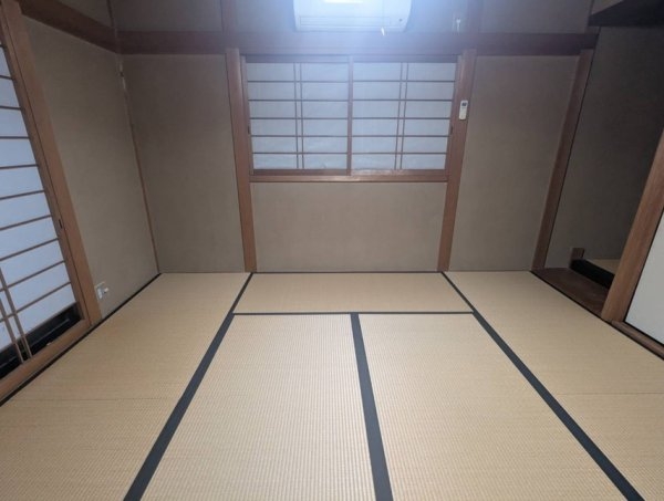 伊丹市寺本６丁目の中古一戸建て