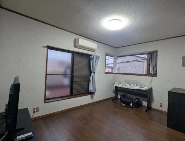 伊丹市寺本６丁目の中古一戸建て